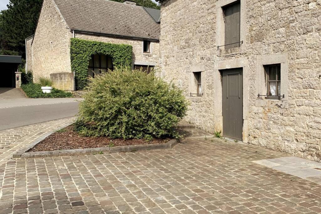 Au Bord Du Ny Villa Hotton Exterior photo